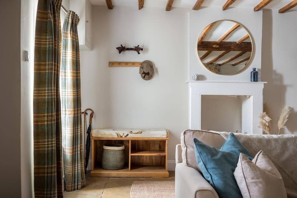 Charming 17Th Century Cotswold Cottage Adlestrop Exterior foto